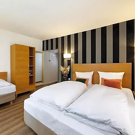 Hotel Am Peterstor 3*