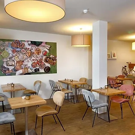 Am Peterstor Hotell 3*