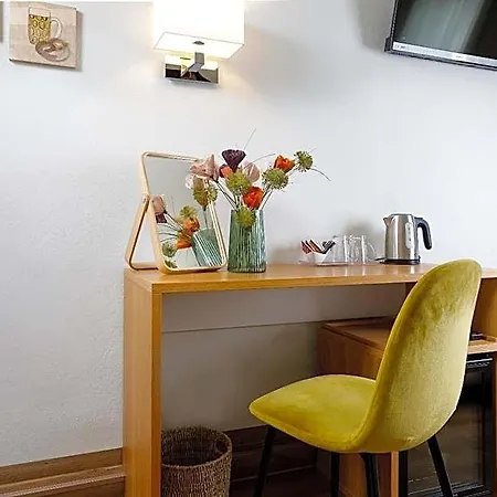 Hotell Am Peterstor 3*