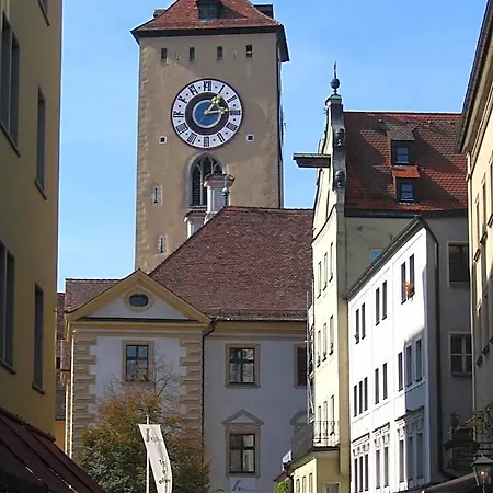 Am Peterstor Regensburg