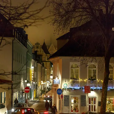 Am Peterstor 3*